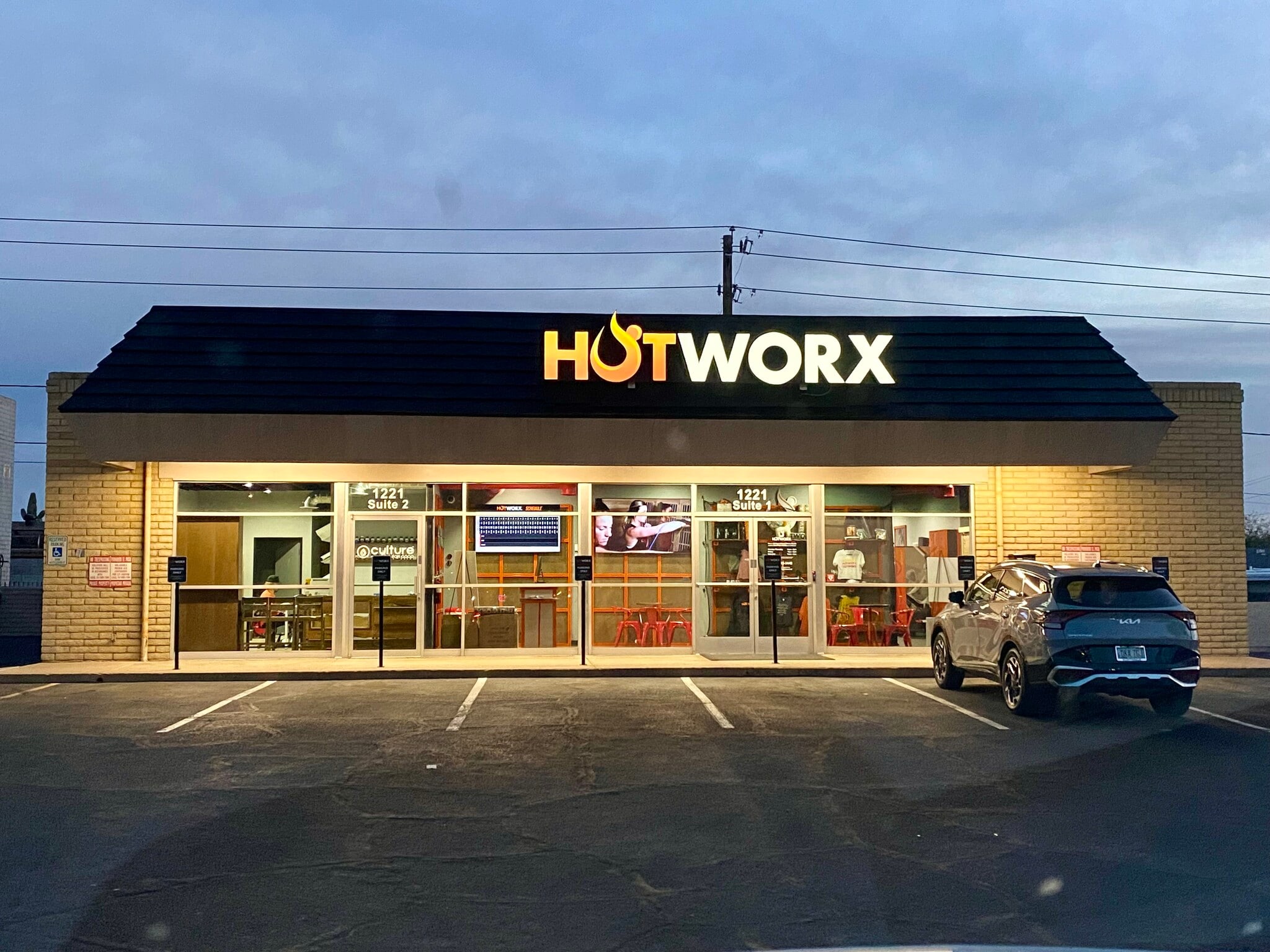 1221 E Northern Ave, Phoenix, AZ for Rent