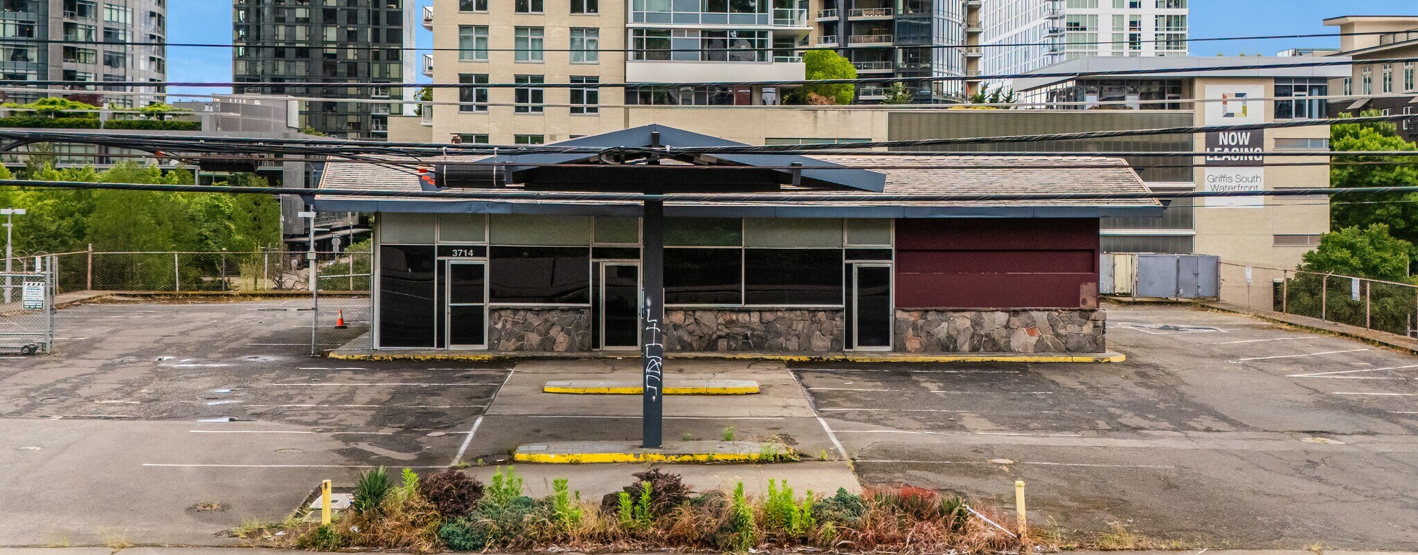 3714 SW Macadam Ave, Portland, OR for Rent