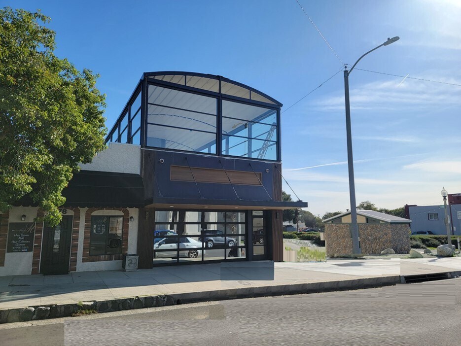 376 N 2nd Ave, Upland, CA for Sale