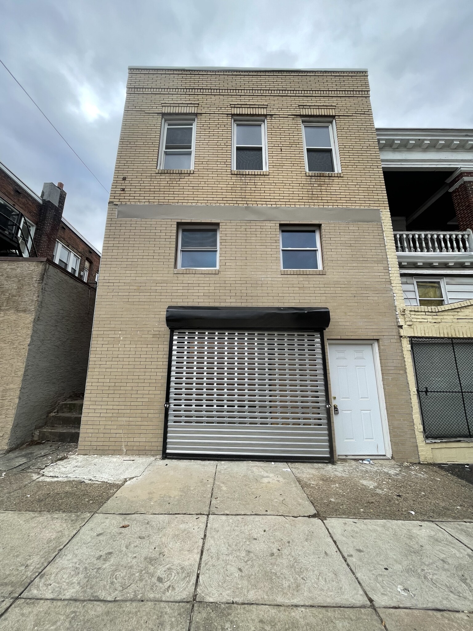 138 S 48th St, Philadelphia, PA for Sale
