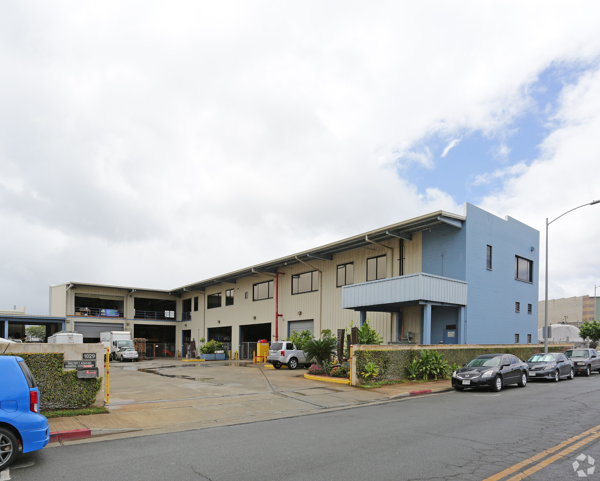 1029 Puuwai St, Honolulu, HI for Sale