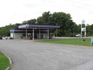 Parsons, TN Service Station - 3205 Highway 641 N