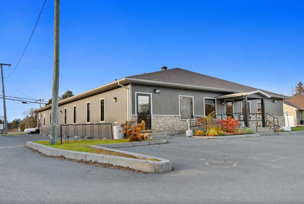 394 Rue Centre, Shawville, QC for Sale