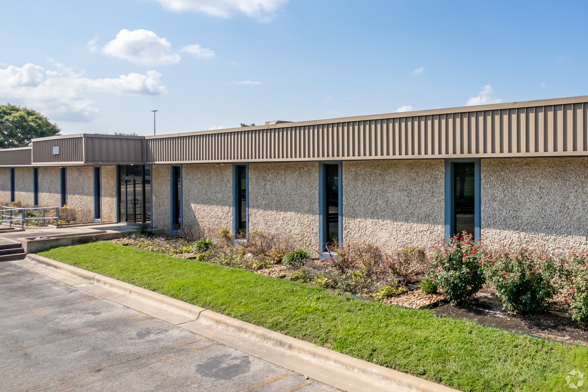 1915 Kramer Ln, Austin, TX for Rent