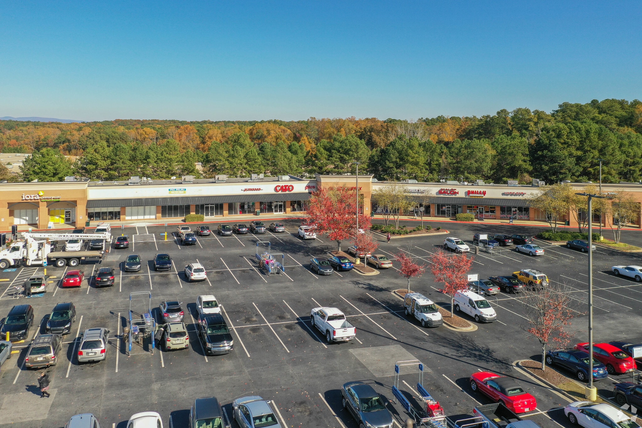 3895 Cherokee St, Kennesaw, GA for Rent