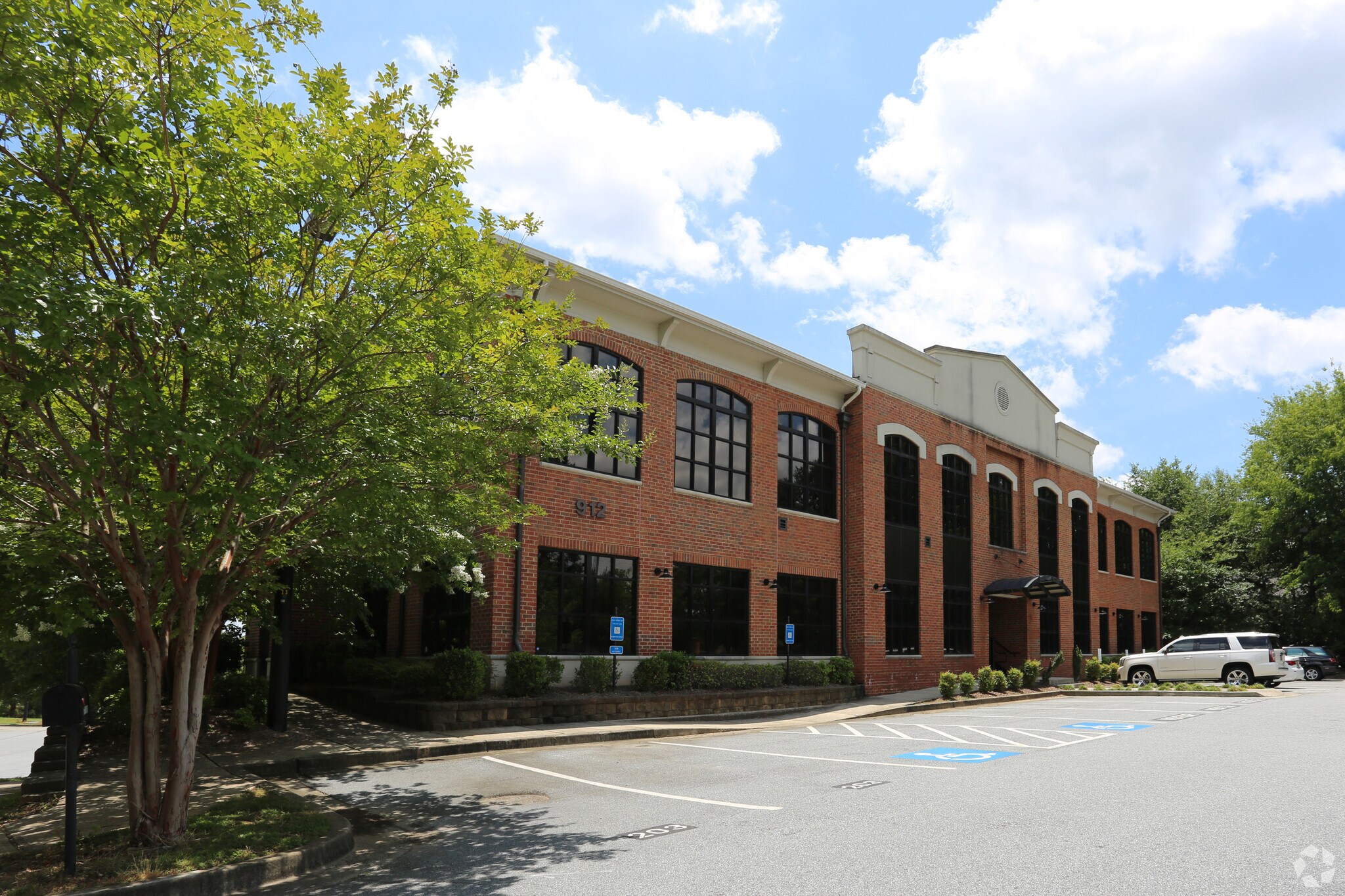 918 Holcomb Bridge Rd, Roswell, GA for Rent
