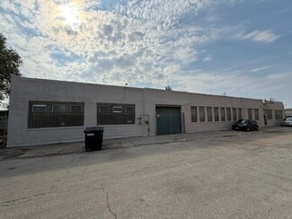 Chicago, IL Industrial - 5658 W Fillmore St