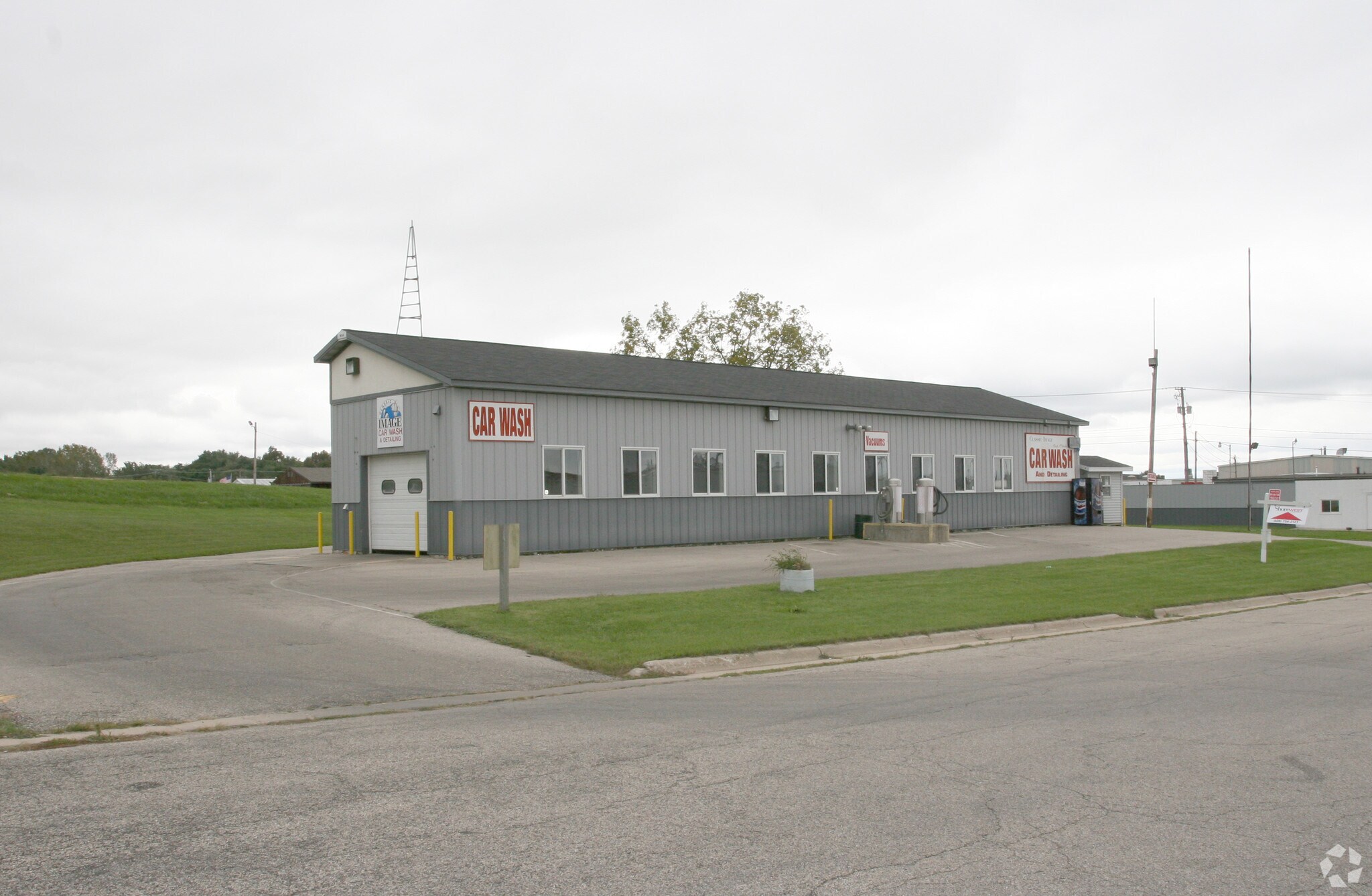 606 10th Ave Monroe, WI 53566 Specialty Property for Sale on