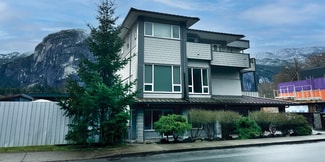 Squamish, BC Office/Retail, Industrial - 37738 3 Av