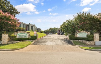 Fort Worth, TX Apartments - 5901 S Calloway Dr