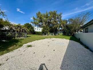 Miami, FL Commercial - 329 NW 12th Ave