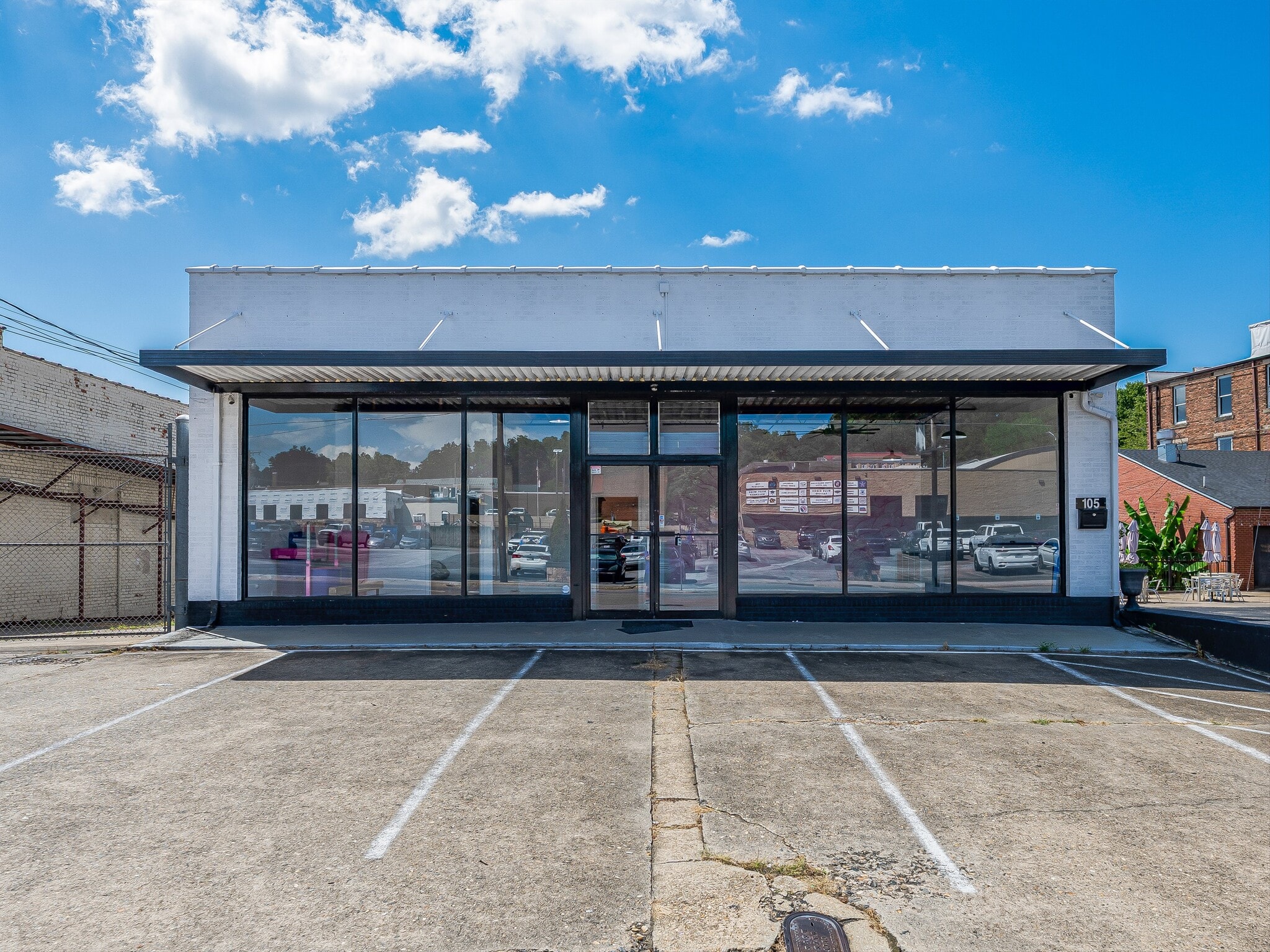 105 W Henderson St, Marion, NC for Sale