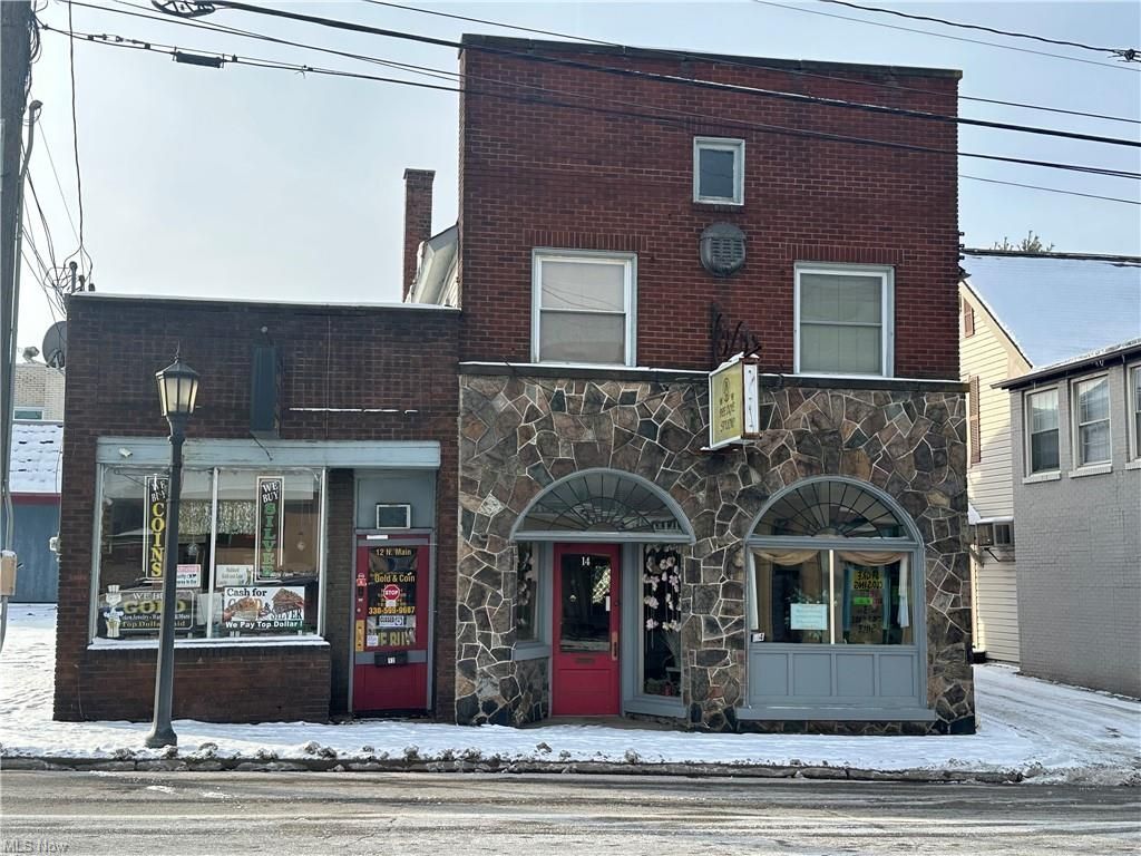 12-14 N Main St, Hubbard, OH for Sale
