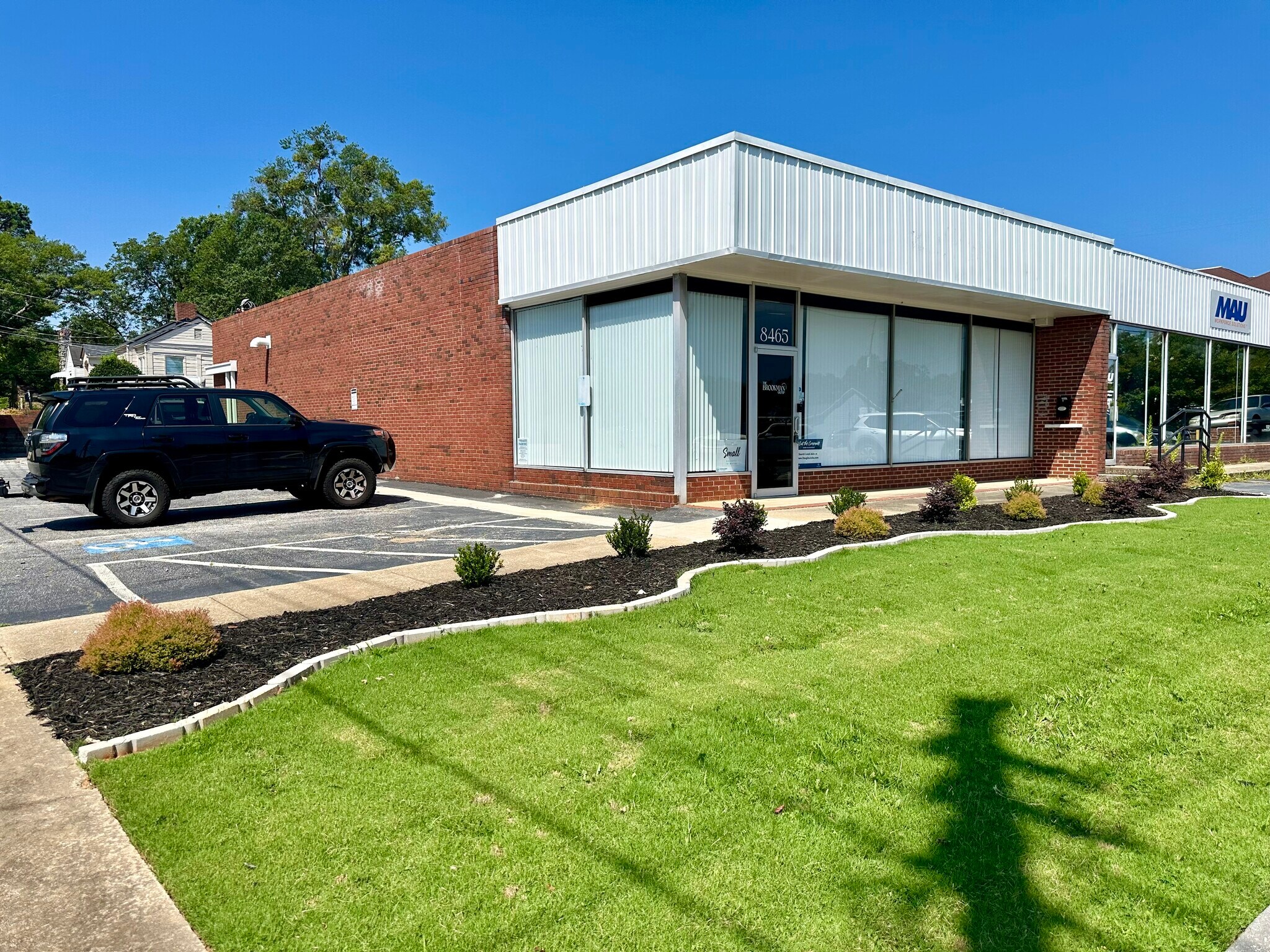 8463 Campbellton St, Douglasville, GA for Rent
