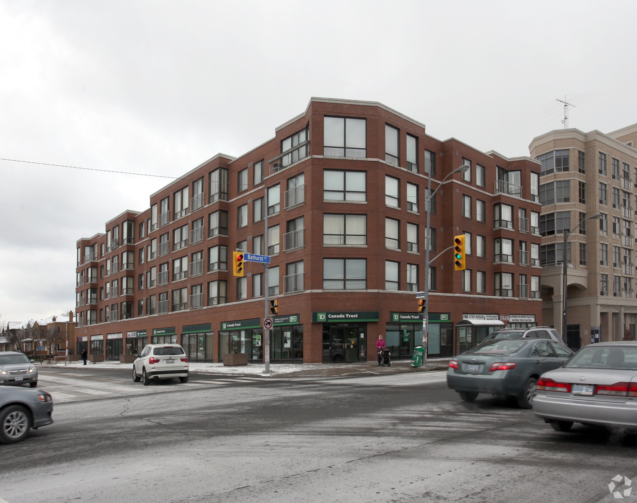 500 Glencairn Ave, Toronto, ON for Rent