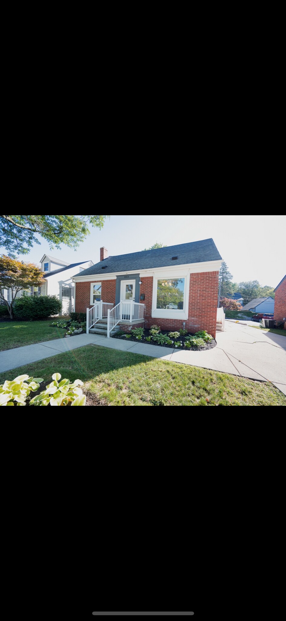 1013 S Main St, Plymouth, MI for Sale