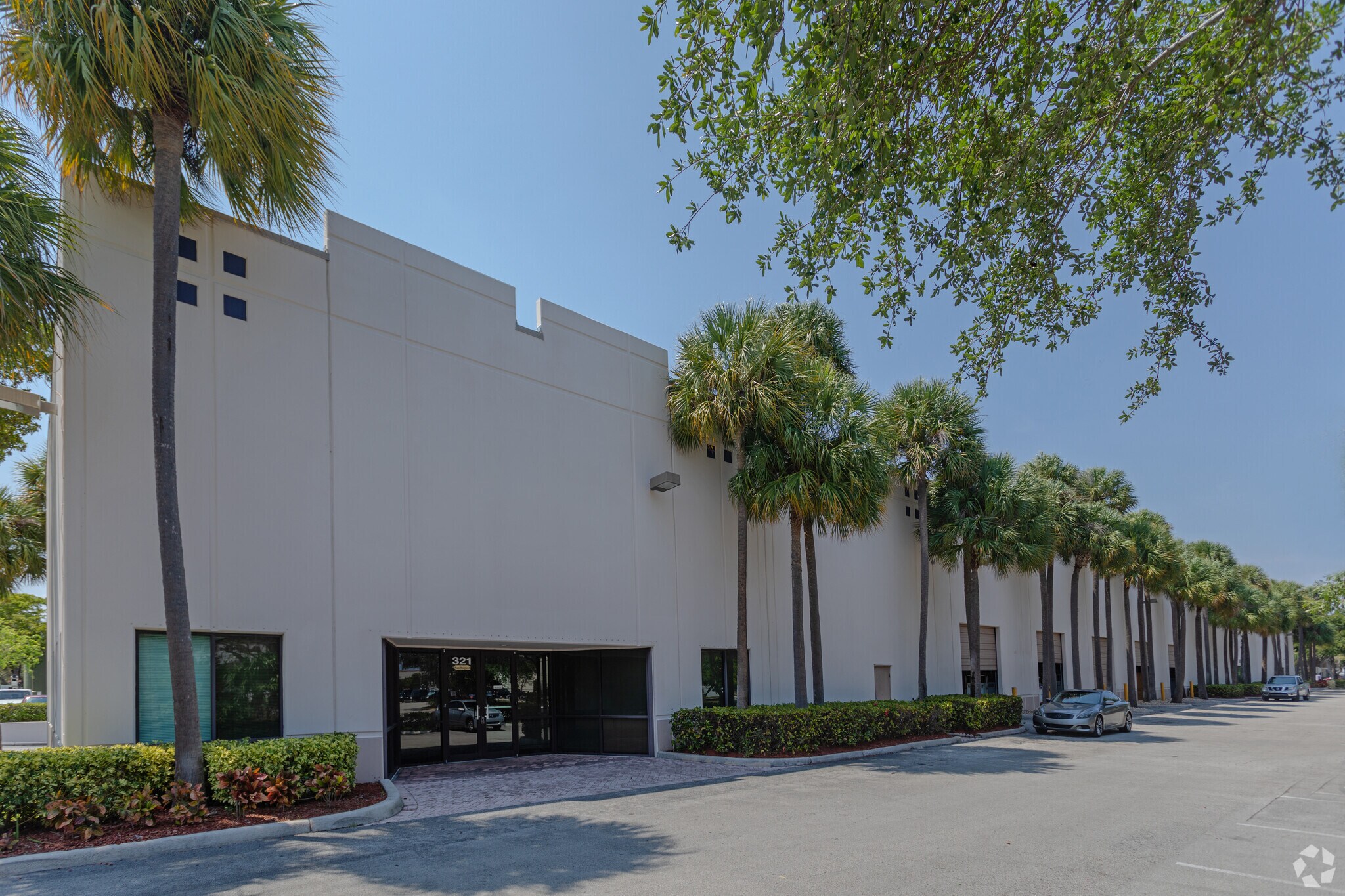 301-321 Goolsby Blvd, Deerfield Beach, FL for Rent
