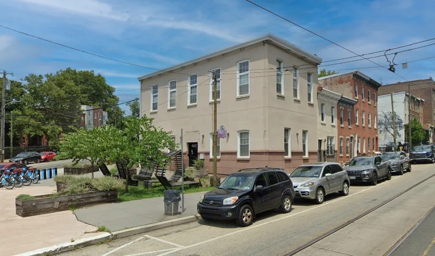 4147 Woodland ave, Philadelphia, PA for Rent