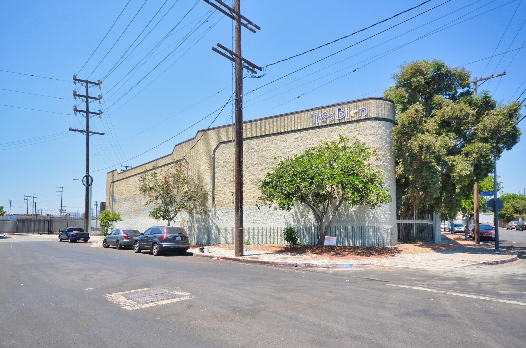 1685 Mateo St Los Angeles, CA 90021 Industrial Property for Sale on