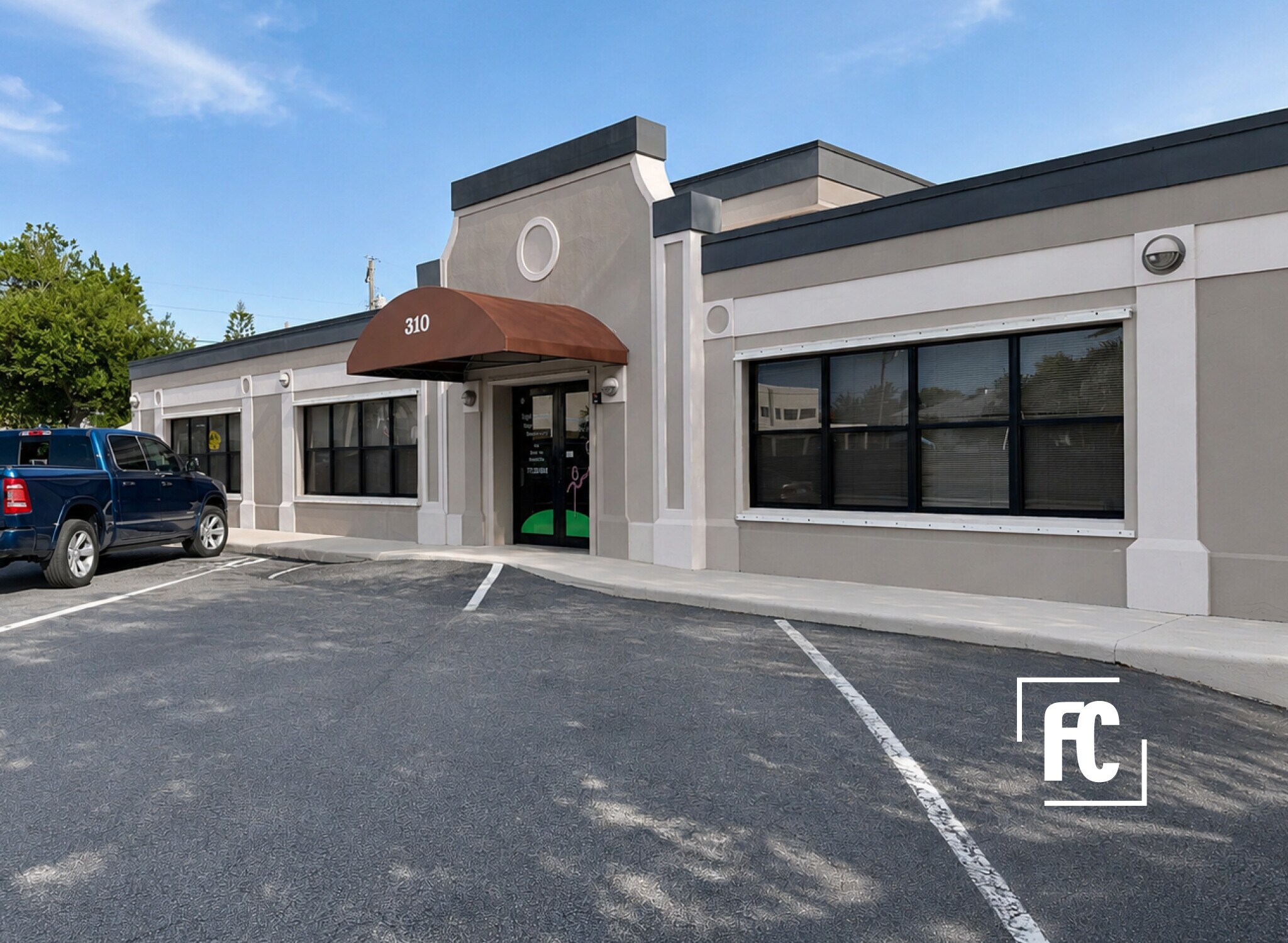 310 SW Ocean Blvd, Stuart, FL for Sale
