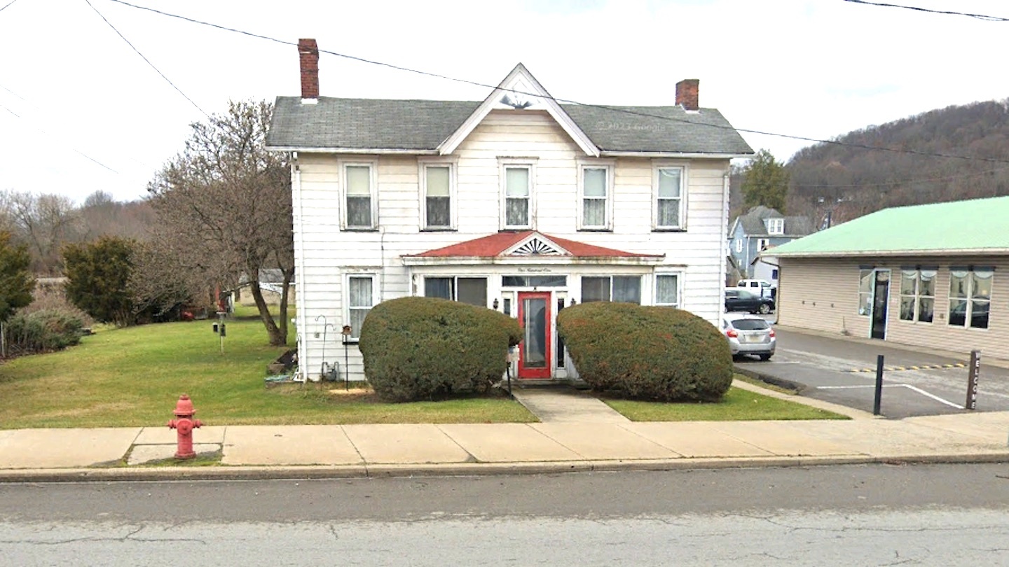 109 E Main St, Evans City, PA for Sale