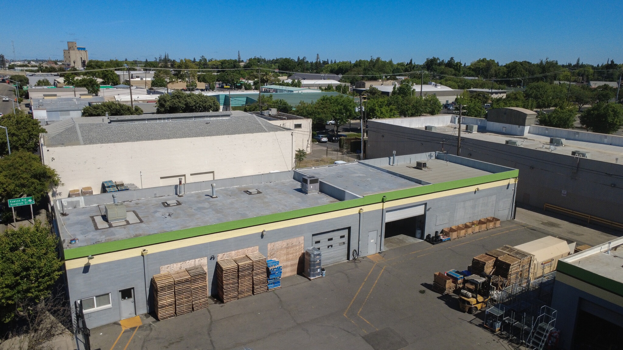 1320 9th St, Modesto, CA for Sale