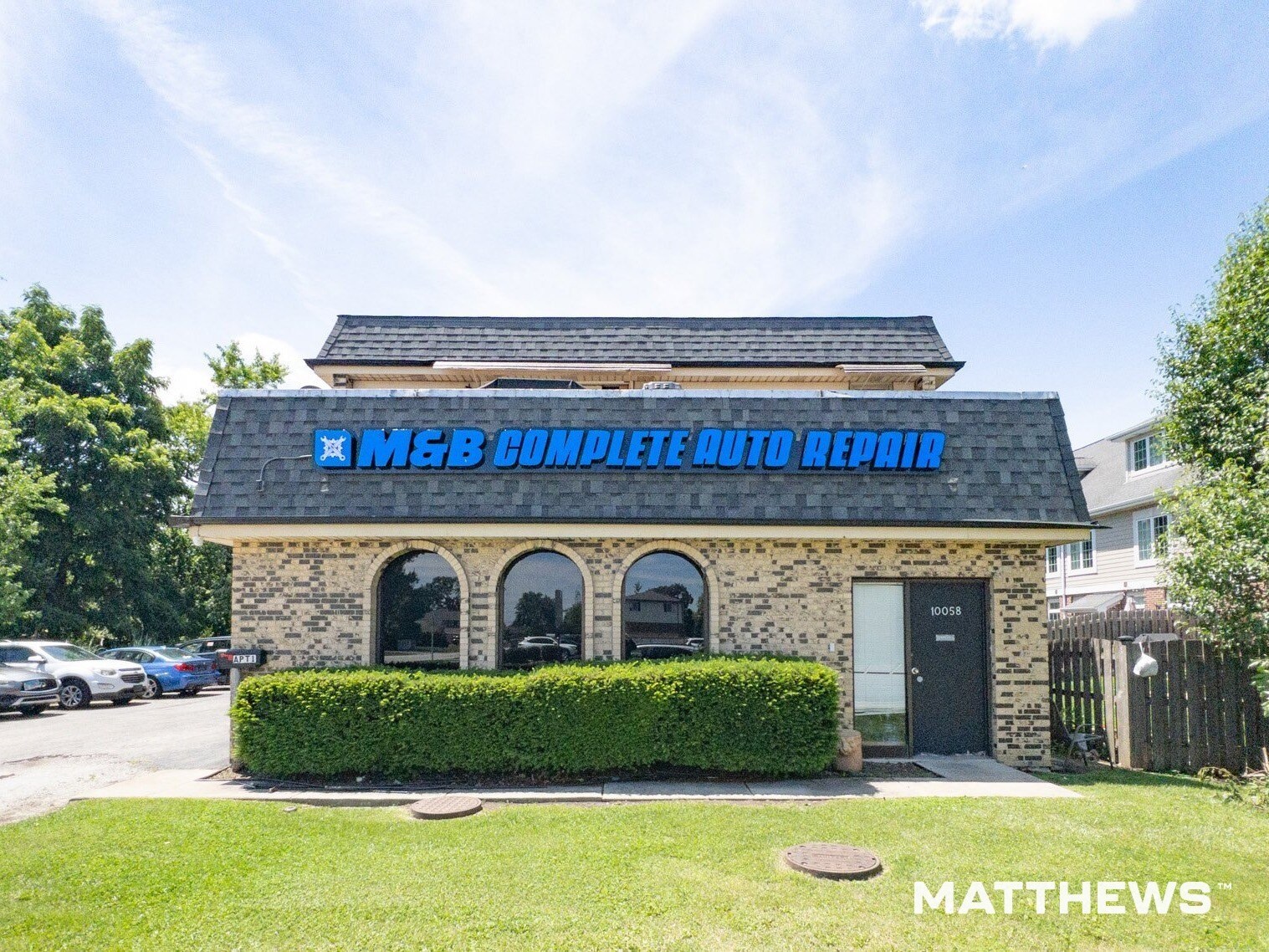 10058 S Roberts Rd, Palos Hills, IL for Sale