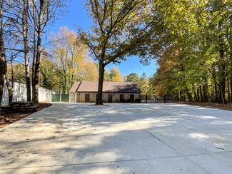 Charlotte, NC Industrial - 1804 Lucas Ln Charlotte, NC Industrial - 1804 Lucas Ln