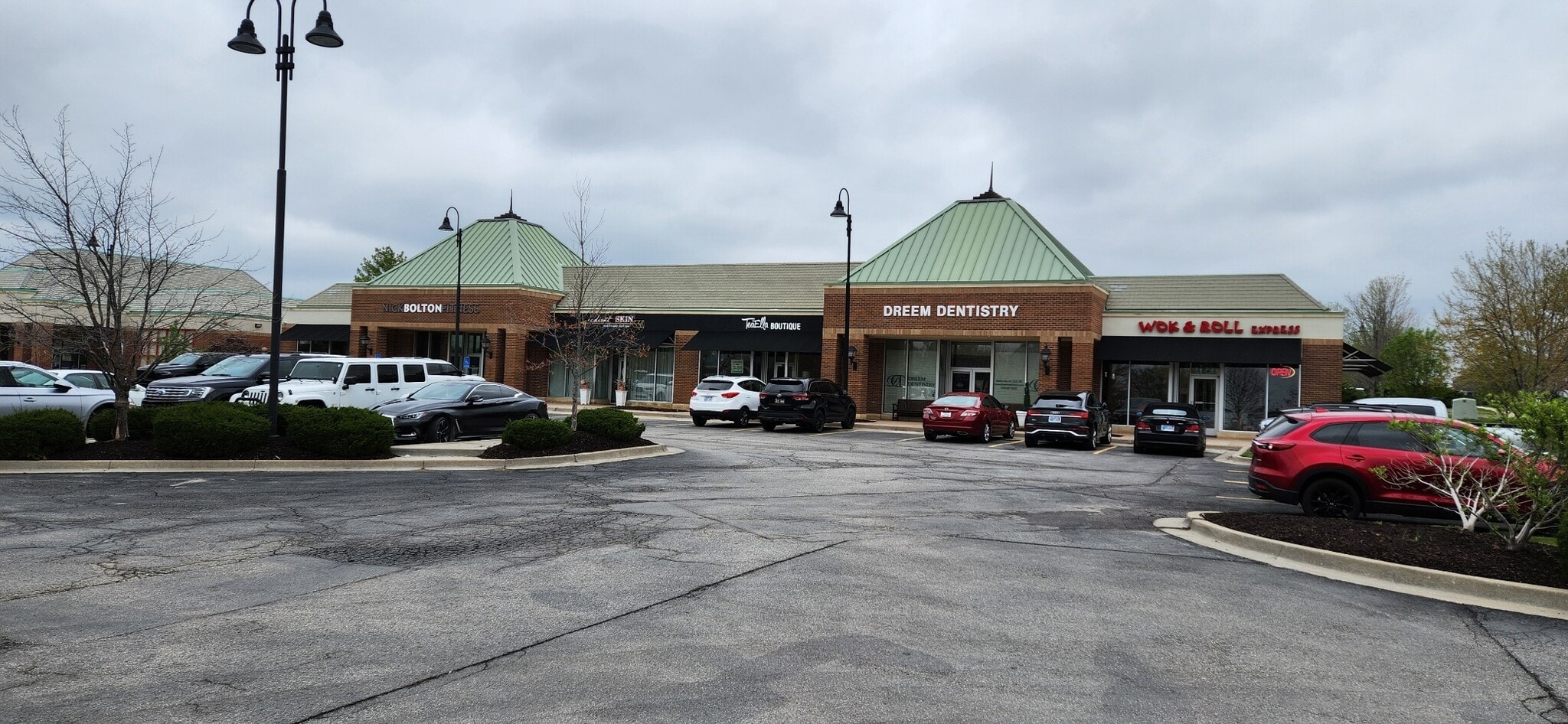 4951 W 135th St, Leawood, KS for Rent