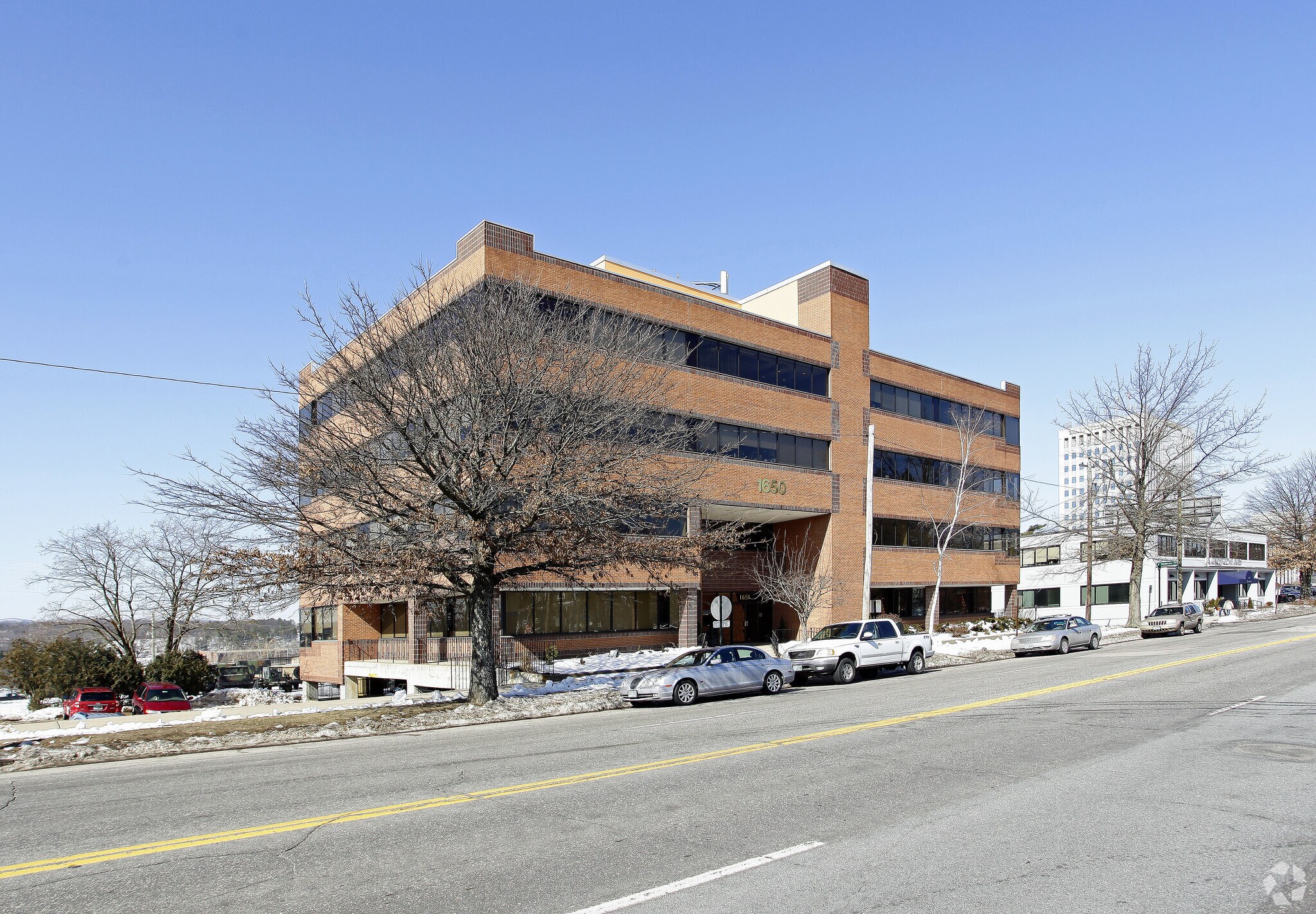 1650 Elm St, Manchester, NH for Sale