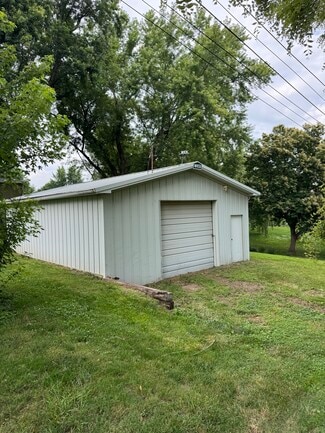 Mound City, MO Self-Storage Facilities - 308 E Davis St