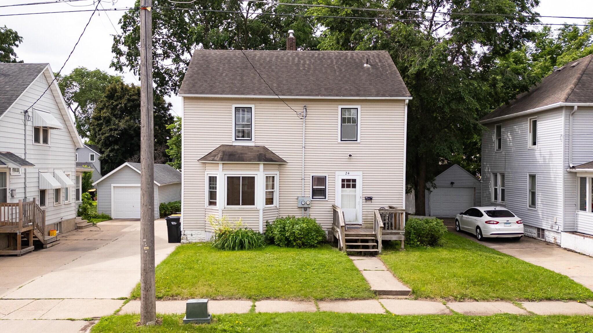 24 10th St NW, Rochester, MN for Sale