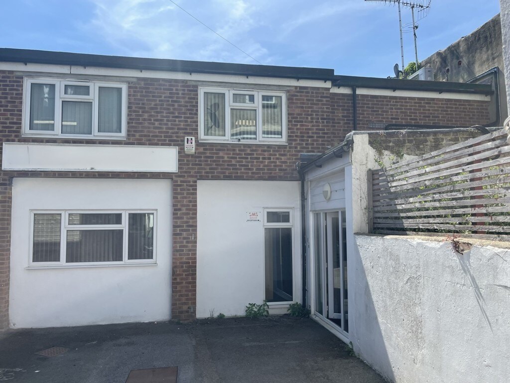 50 Livingstone Rd, Hove, ESX for Sale