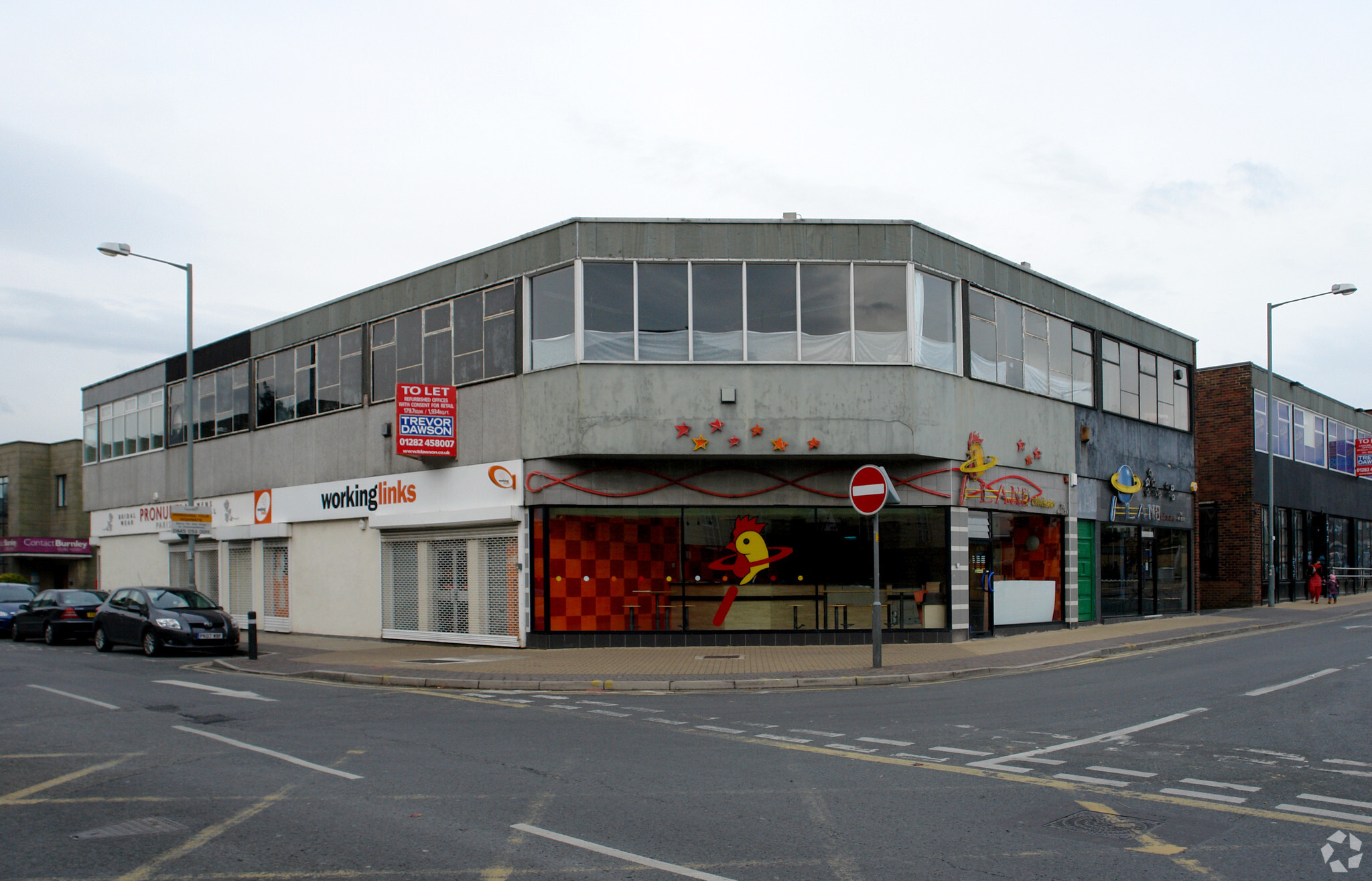 16-18 Red Lion St, Burnley, LAN for Rent