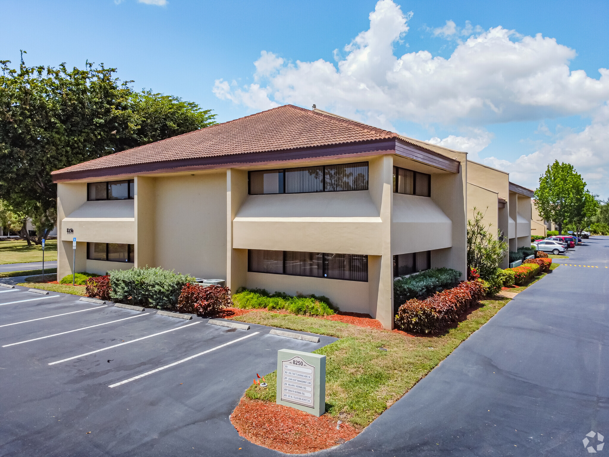 8250-8270 College Pky, Fort Myers, FL for Rent