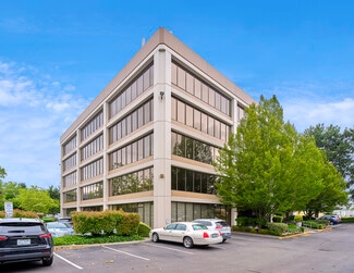 Seattle, WA Office, Office/Medical - 2150 N 107th St