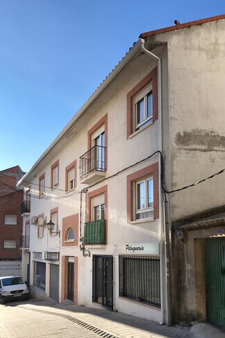 San Martín de Valdeiglesias, MAD Retail - 5 Calle Del Doctor Romero