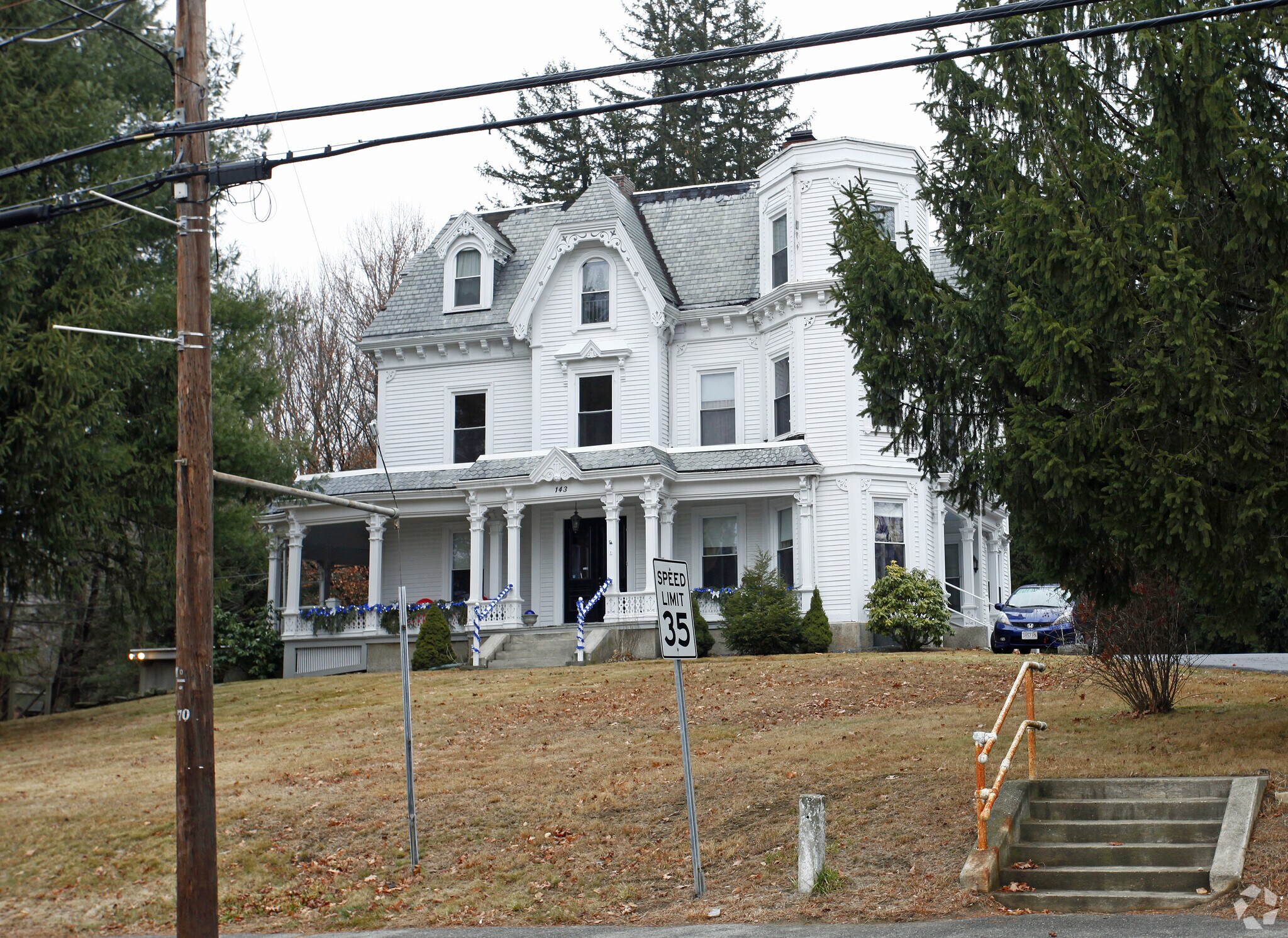 143 Main St Upton, MA 01568 MultiFamily Property for Lease on