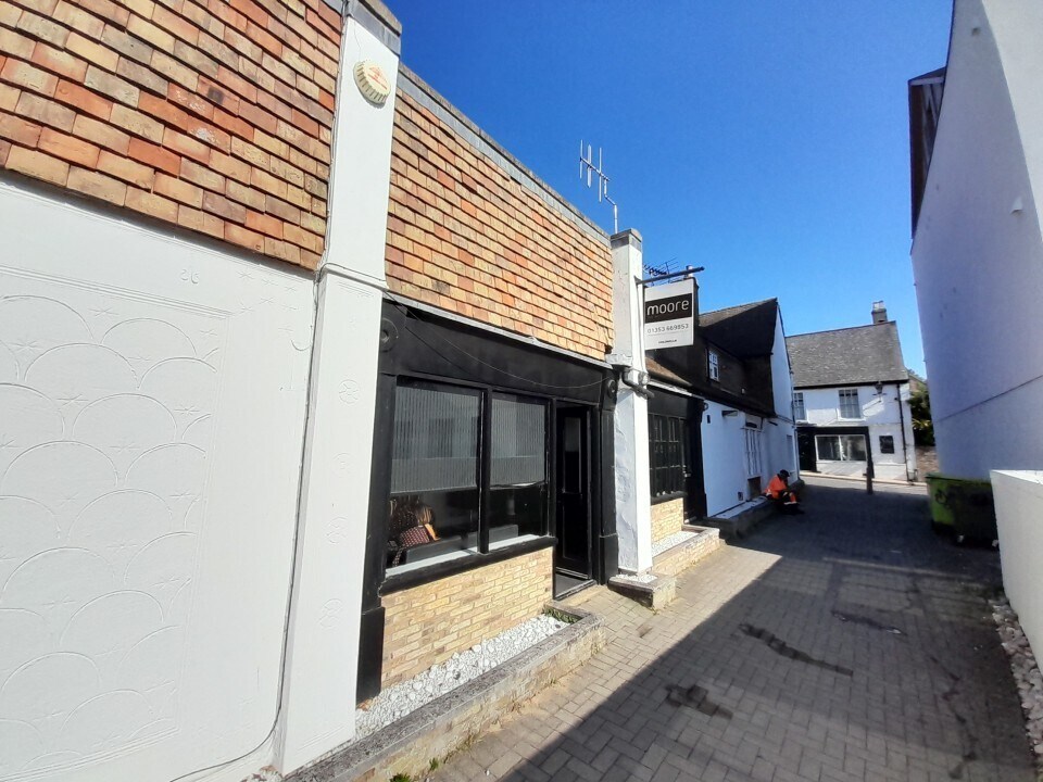 36-36A Forehill, Ely, CAM for Rent