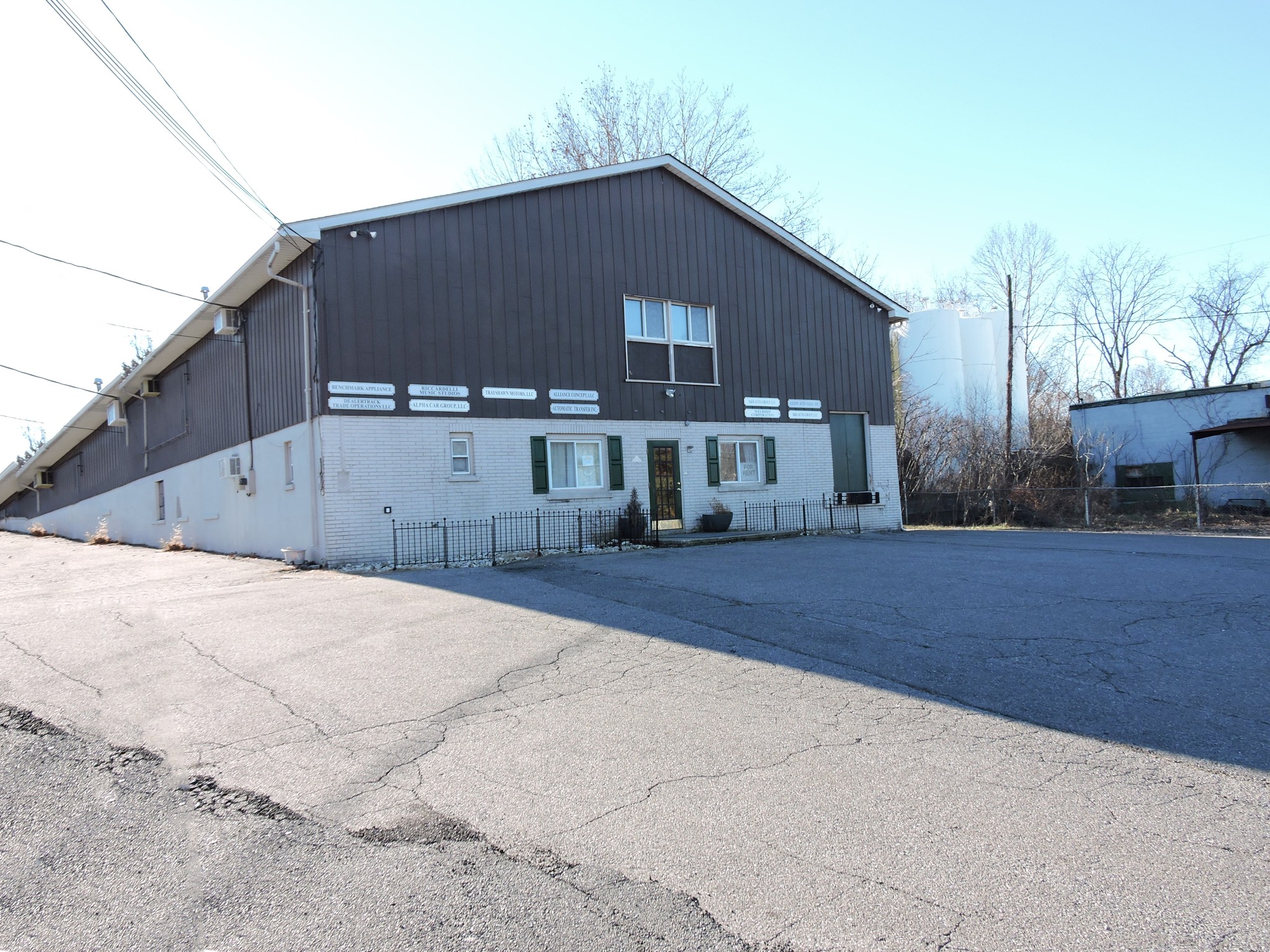 2 Industrial Dr, Alpha, NJ for Rent