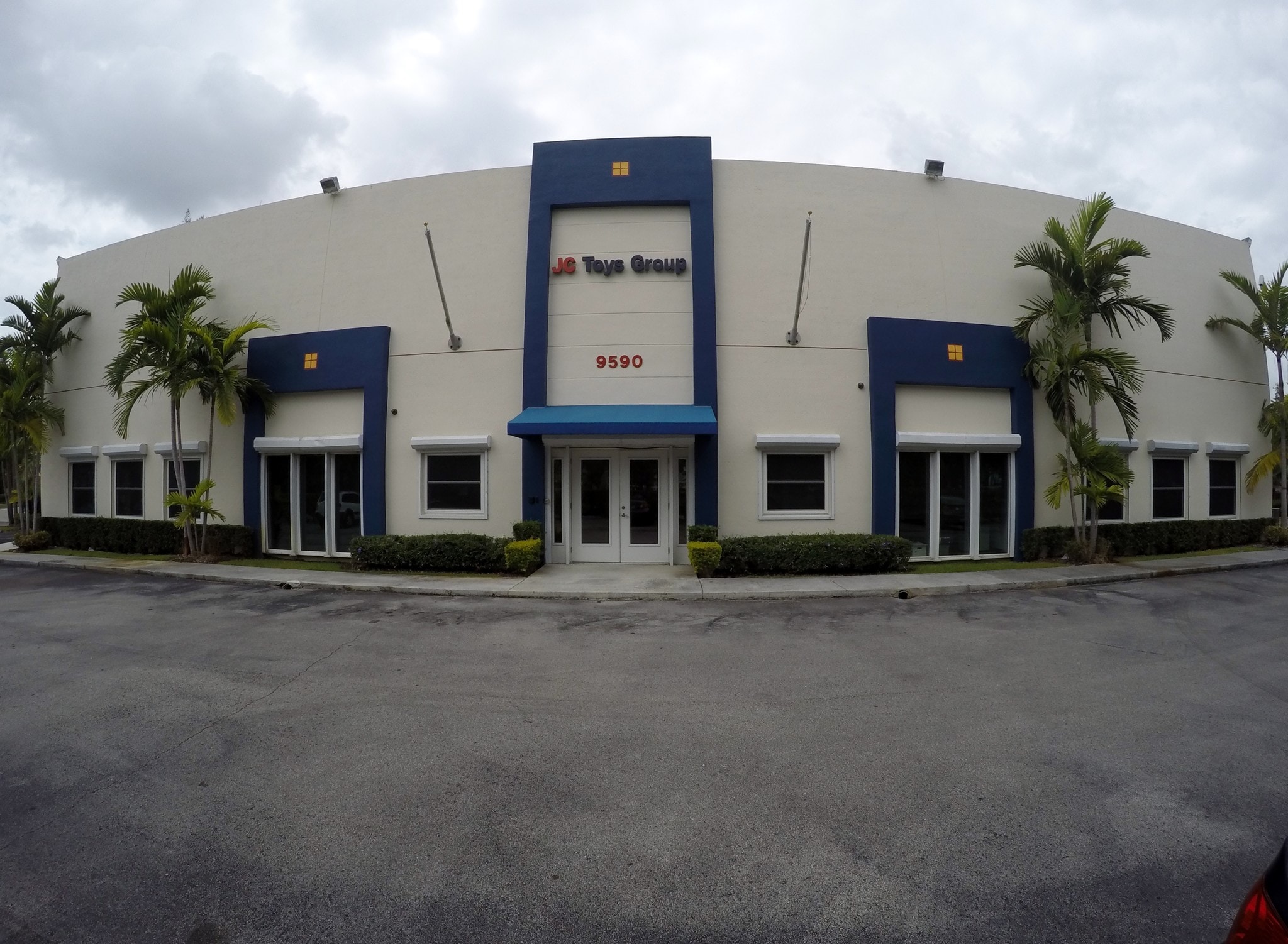 9590 NW 40th Street Rd, Miami, FL for Rent
