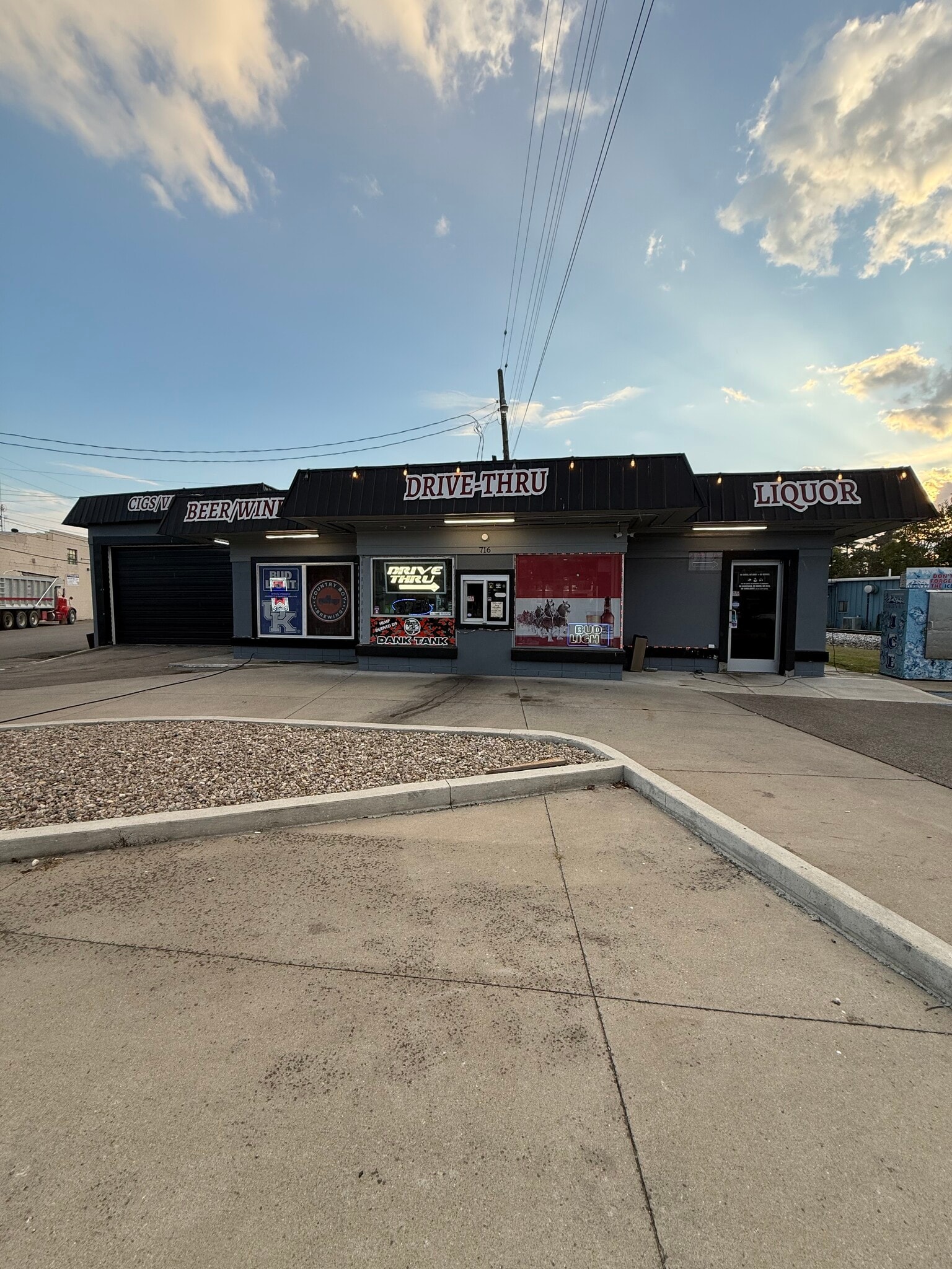 716 E Main St, Richmond, KY for Sale