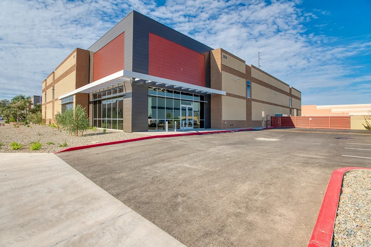 350 S Hamilton Ct, Gilbert, AZ for Rent