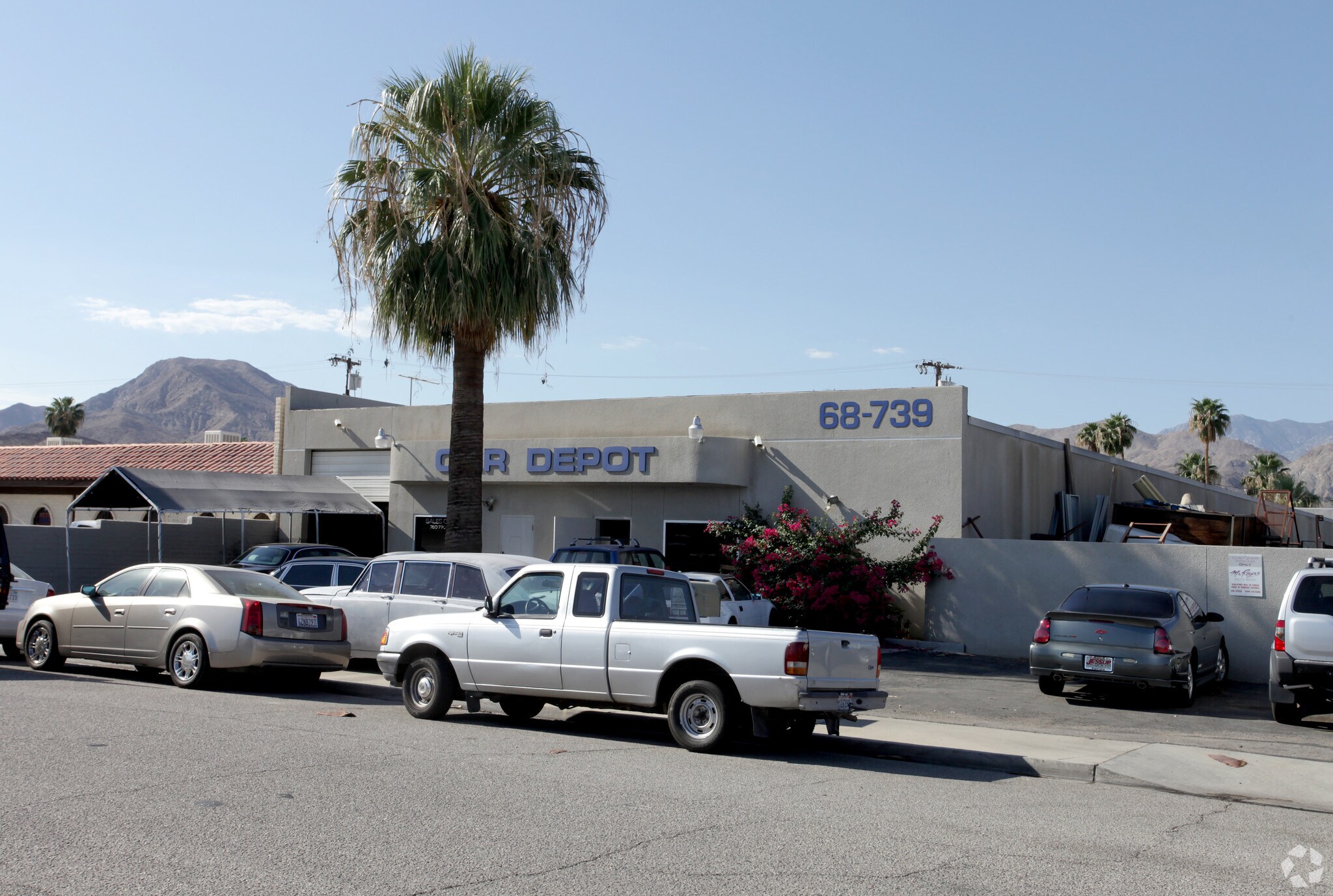 68733 Summit Dr, Cathedral City, CA for Sale