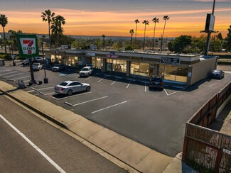San Diego, CA Retail - 2263 Garnet Ave