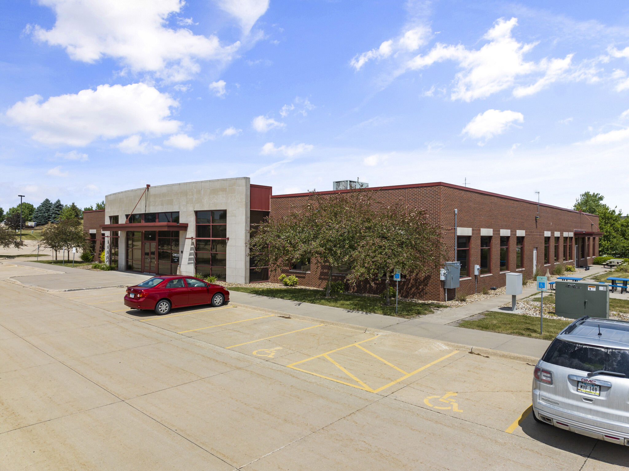 2303 Jones Blvd, Coralville, IA for Rent
