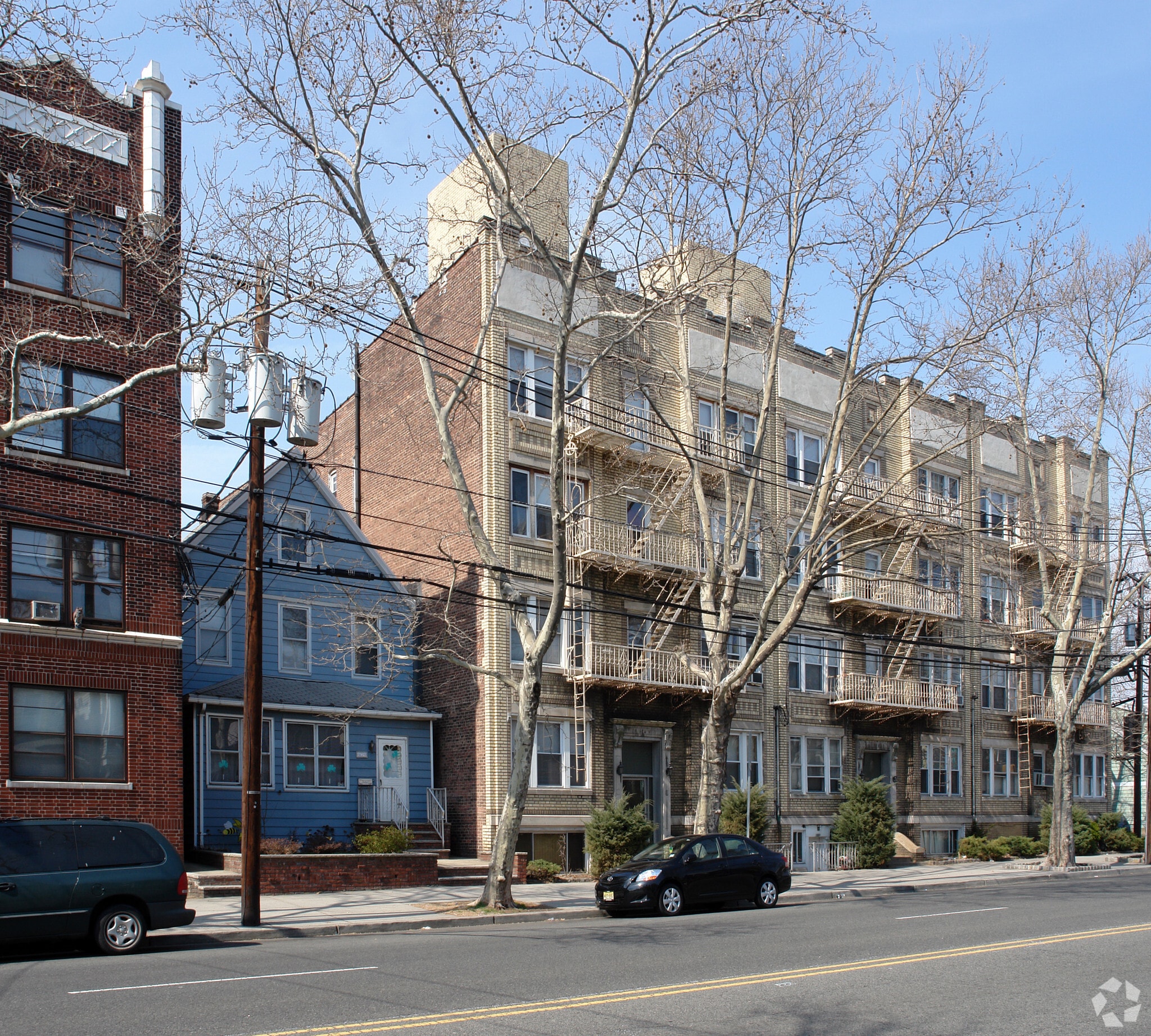 431-437 Kennedy Blvd, Bayonne, NJ for Sale