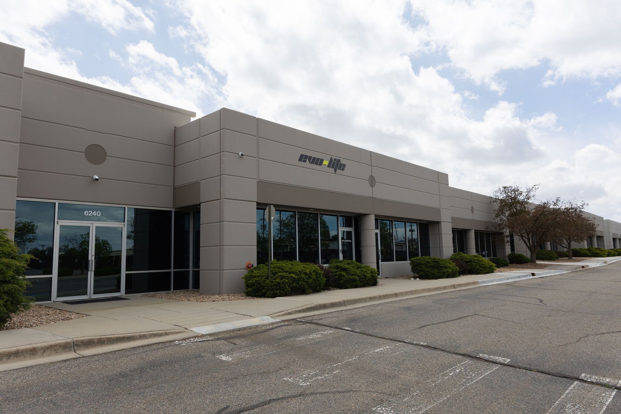 6240 W 54th Ave, Arvada, CO for Rent