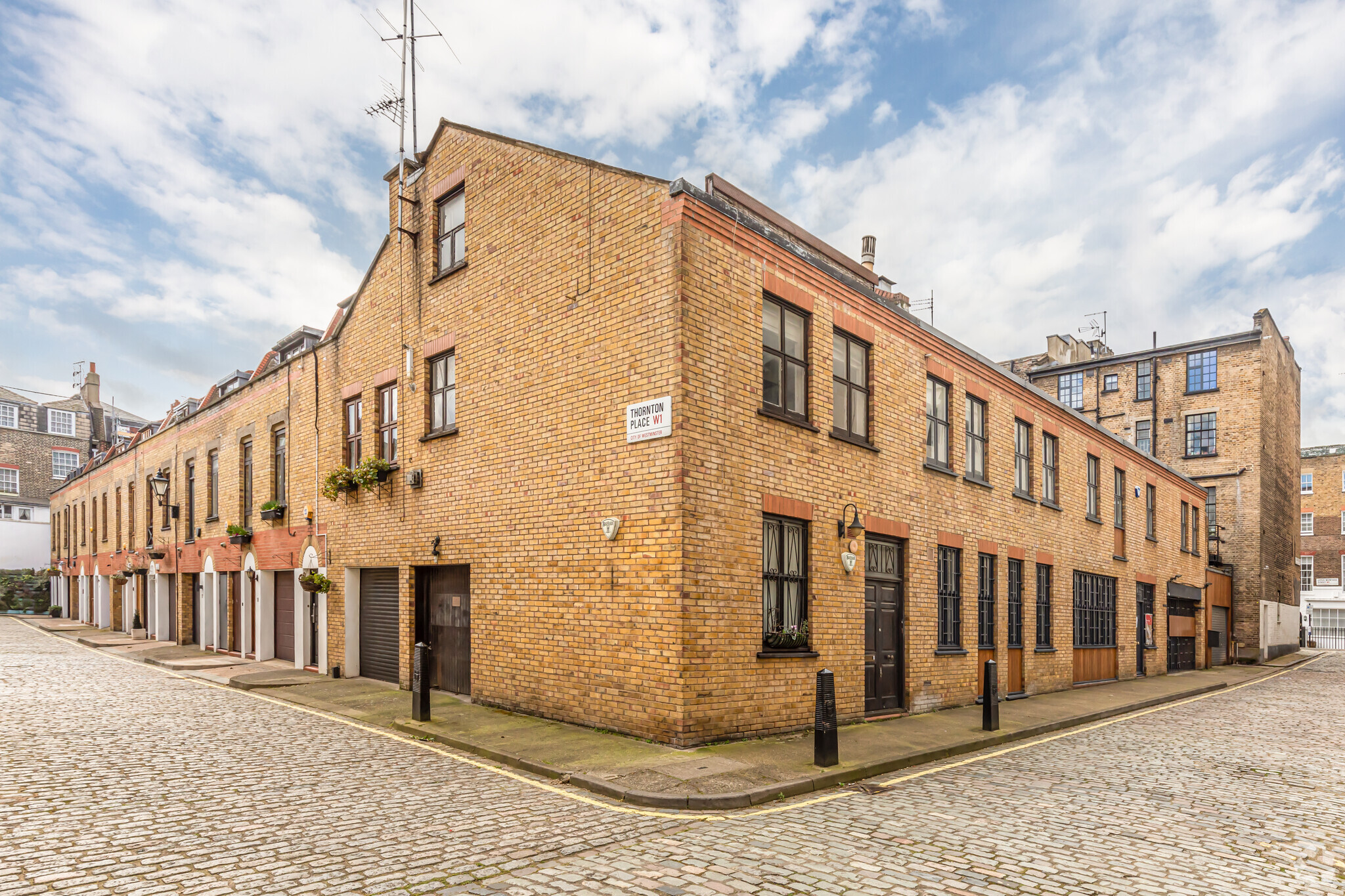 13-15 Salisbury Pl, London, LND for Rent