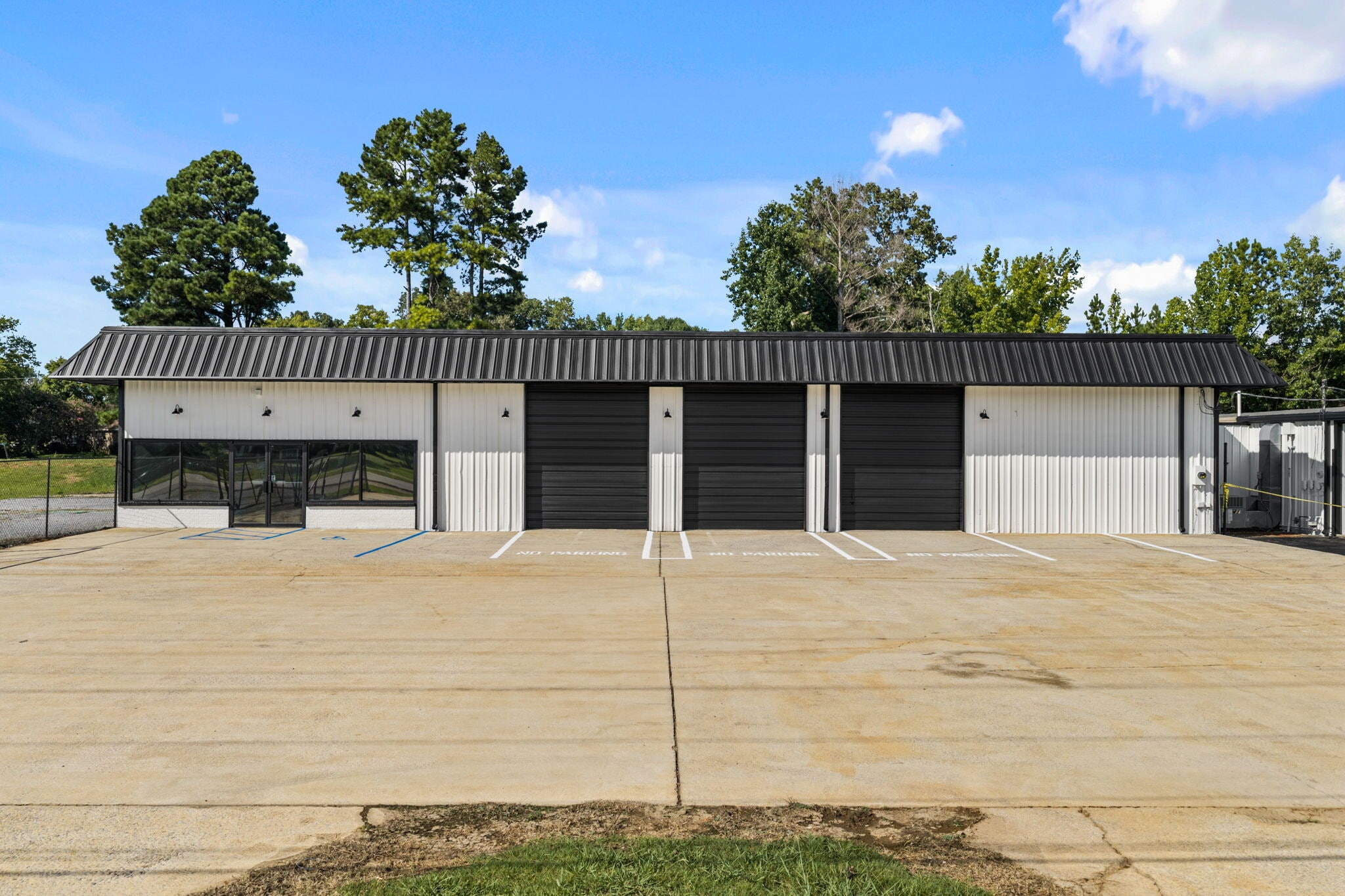 10063 US-72, Rogersville, AL for Sale